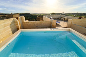 Rooftop Pool at the Naduri Holiday Home in Gozo